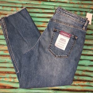 Vigoss boyfriend cut, high waist, capri!